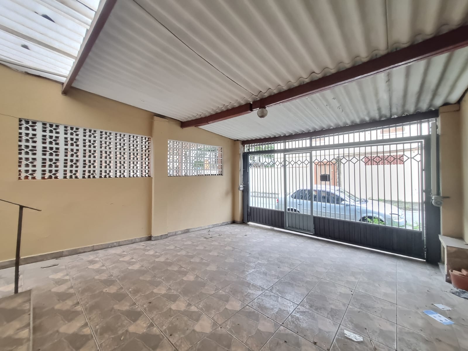 VENDA - SOBRADO 125m² 02 QUARTOS-02 VAGAS DE GARAGEM- JARDIM TRUSSARD - VILA SÔNIA FL38