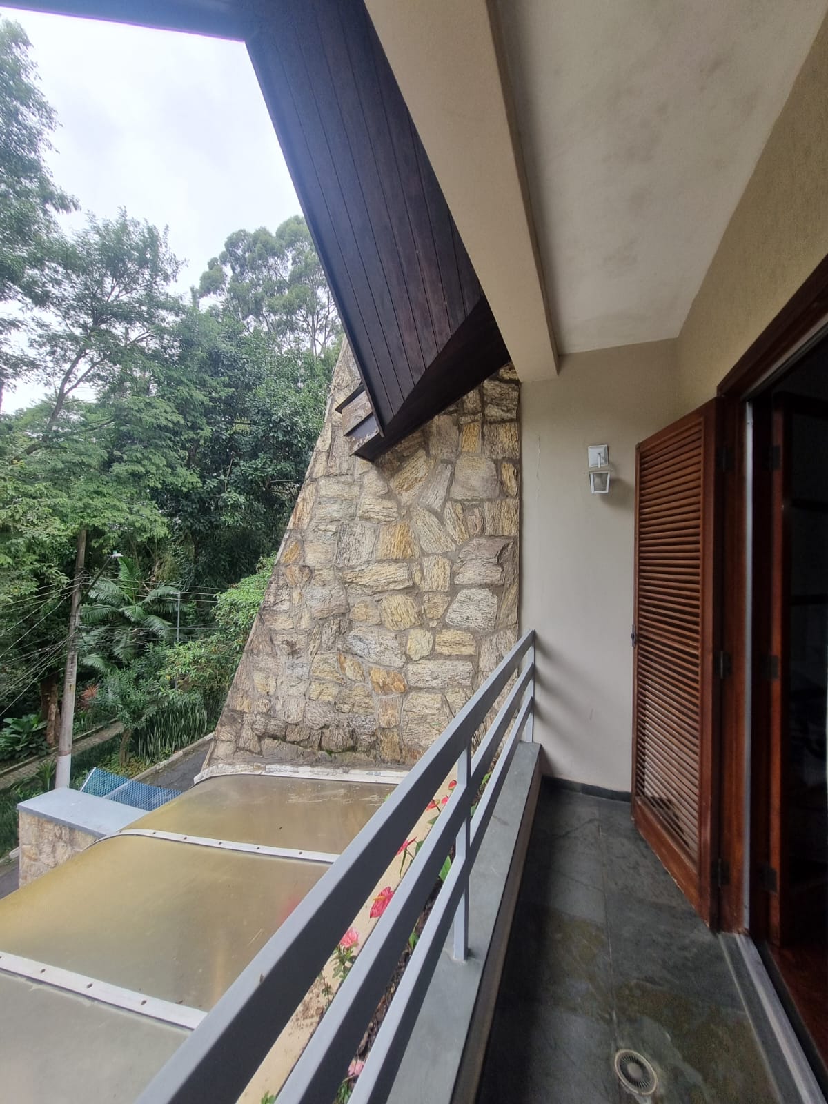 VENDA CASA de Condomínio com 3 quartos , 03 Súites na Zona Oeste em Jardim Olympia, 179 m²