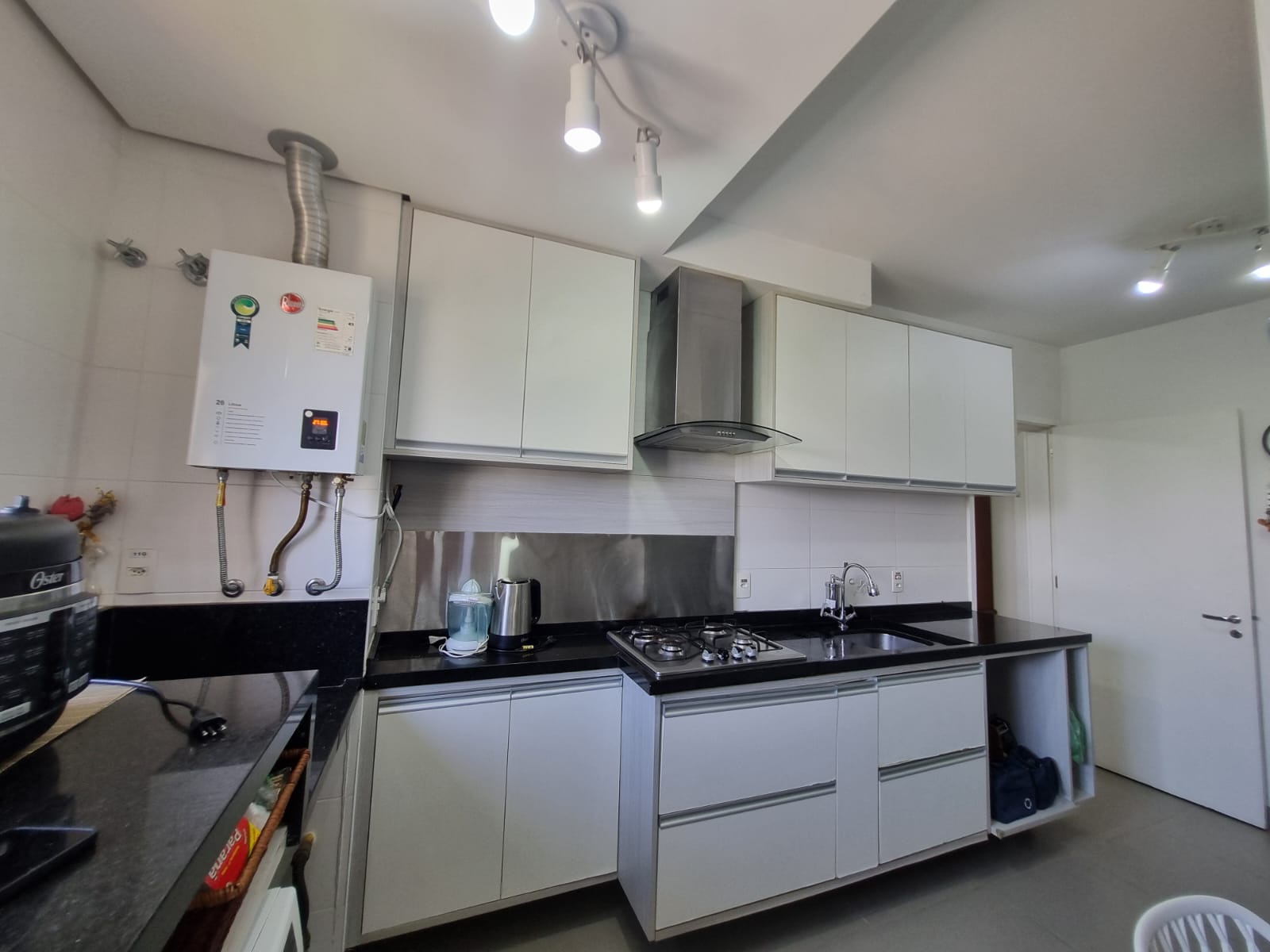 VENDA HOME-HESORT SMILEY APARTAMENTO 91 m² 02 QUARTOS 01 SUÍTE E DUAS VAGAS DE GARAGENS - FL38
