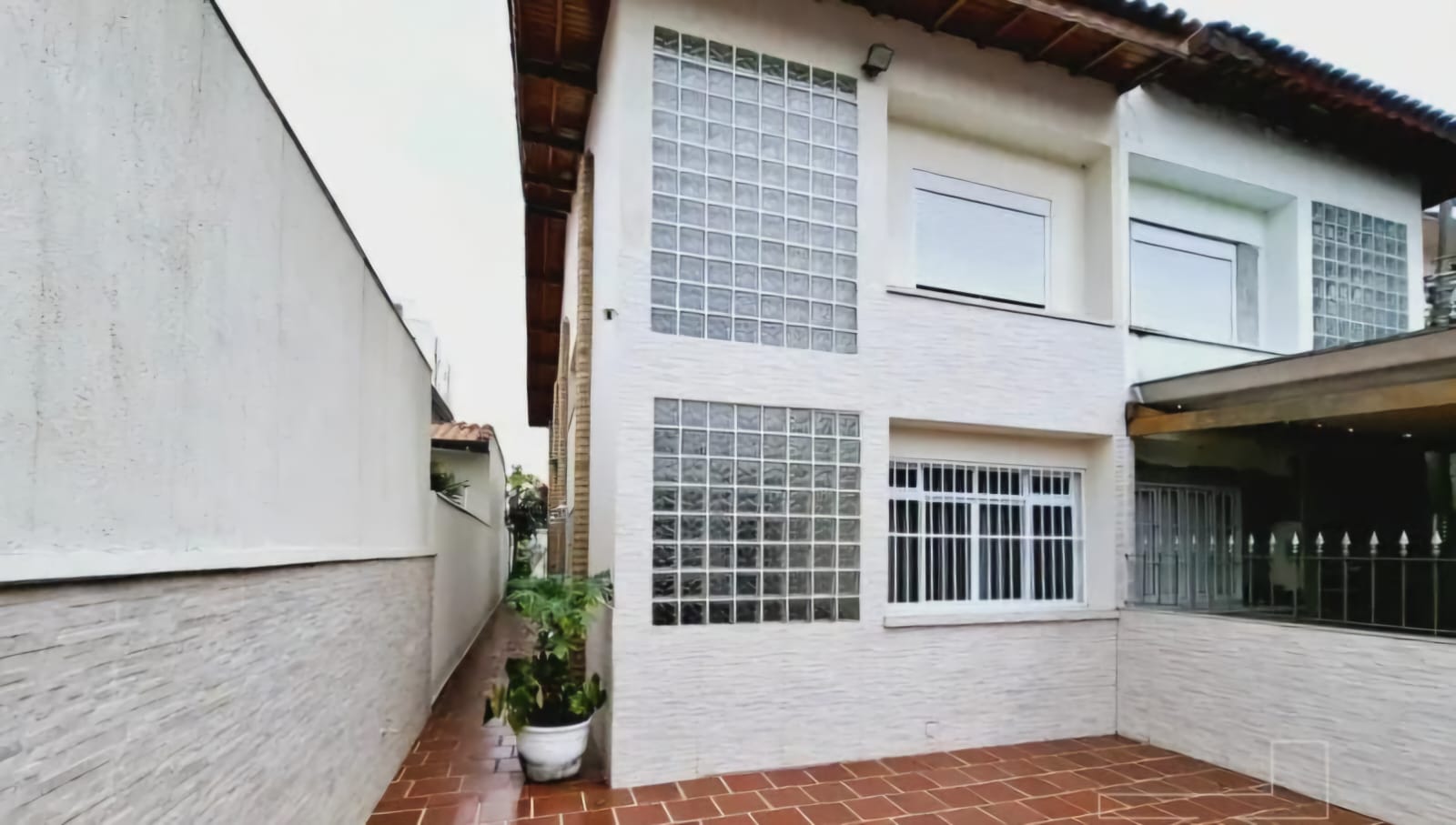 Casa de 186 m² com 3 quartos à venda no Caxingui